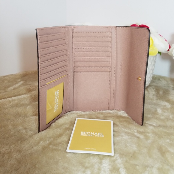 NWT Michael Kors Jet Set Travel Trifold Wallet - Picture 5 of 6